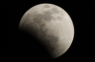 Lunar Eclipse of August 28, 2007 (Sky & Space Gallery)