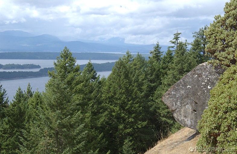 View from atop Galiano Island (Nikon D1x Photos)