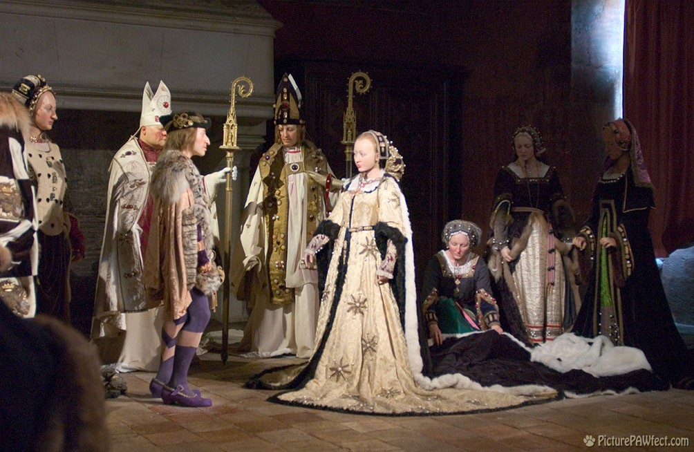 A reinactment of the marraige of Anne de Bretagne (David's France Gallery)