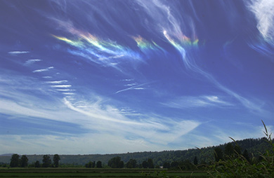 Feathery Circumhorizon Arc, July 3, 2001</a> (Sky & Space Gallery)